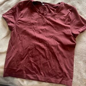 Aritzia burgundy Short Sleeve T-Shirt